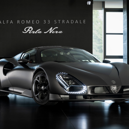 2026 Alfa Romeo 33 Stradale Perla Nera Front View